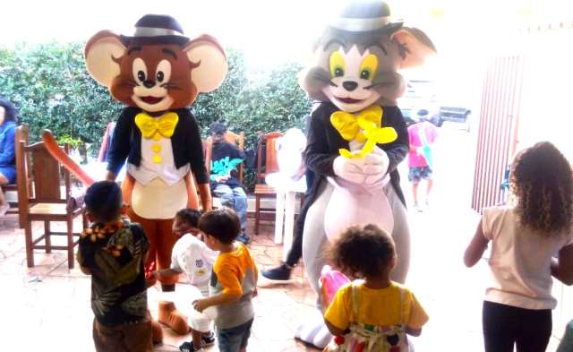 Tom e Jerry personagens vivos cover festa animação