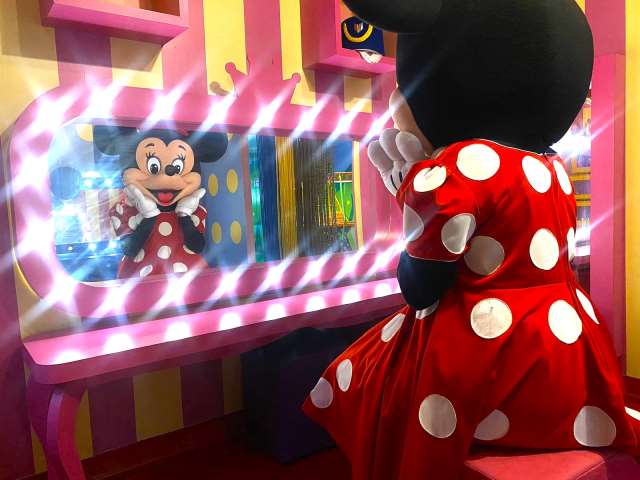 Mickey e Minnie personagens vivos cover Festa animação