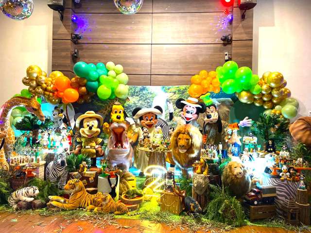 Mickey Minnie safari personagens vivos cover Festa