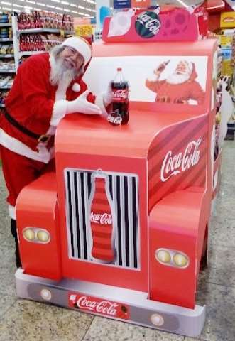 presença do papai Noel para ponto de ativação de marca  