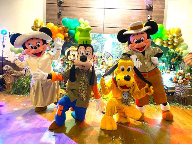 Mickey Minnie safari personagens vivos cover Festa