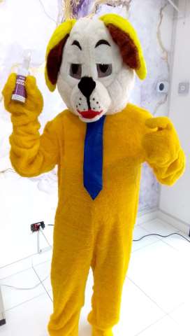 personagem do cachorro inauguração de  pet shop 